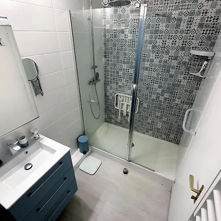 Apartment Bright Cocoon With 2 Balconies And Sea View *